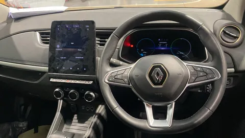 RENAULT ZOE 100kW Iconic R135 50kWh Boost Charge Auto