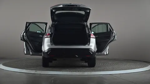 NISSAN QASHQAI 1.3 DiG-T MH 158 Acenta Premium Xtronic