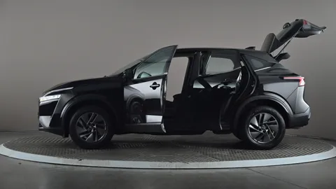 NISSAN QASHQAI 1.3 DiG-T MH 158 Acenta Premium Xtronic