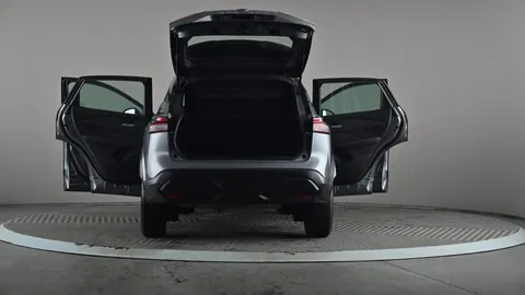 NISSAN QASHQAI 1.3 DiG-T MH 158 Acenta Premium Xtronic