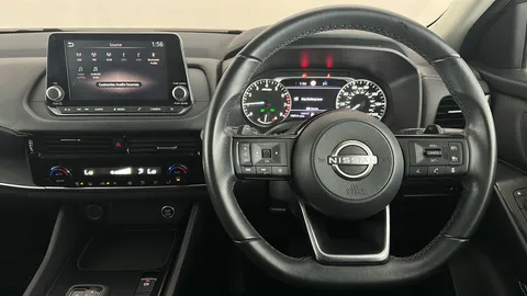 NISSAN QASHQAI 1.3 DiG-T MH 158 Acenta Premium Xtronic