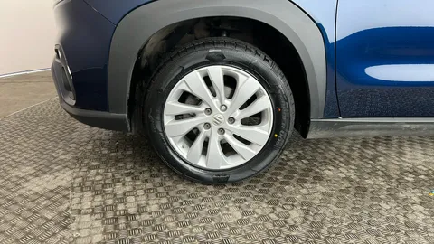 Suzuki S-Cross 1.4 Boosterjet 48V Hybrid Motion