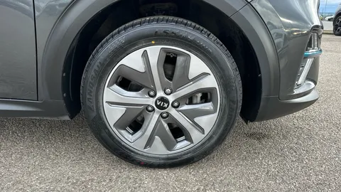 KIA E-NIRO 150kW 3 64kWh Auto