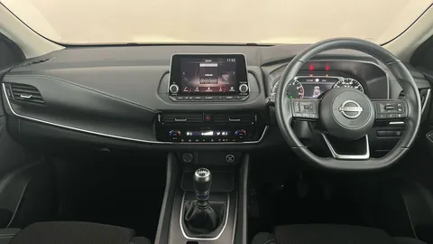 NISSAN QASHQAI 1.3 DiG-T MH Acenta Premium