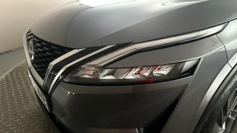 NISSAN QASHQAI 1.3 DiG-T MH Acenta Premium