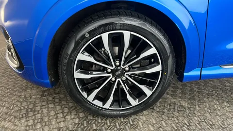 FORD PUMA 1.0 EcoBoost Hybr mHEV 155 ST-Line Vignale DCT