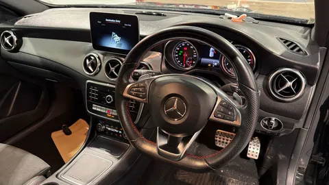 Mercedes-Benz Gla GLA 180 AMG Line Edition Auto