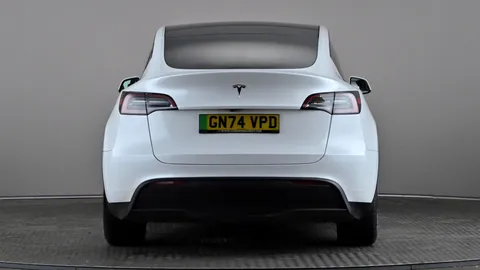 Tesla                     Model Y RWD Auto