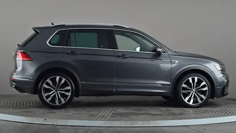 VOLKSWAGEN TIGUAN 2.0 TSi 230 4Motion SEL DSG