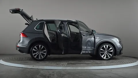 VOLKSWAGEN TIGUAN 2.0 TSi 230 4Motion SEL DSG