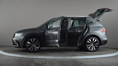 VOLKSWAGEN TIGUAN 2.0 TSi 230 4Motion SEL DSG