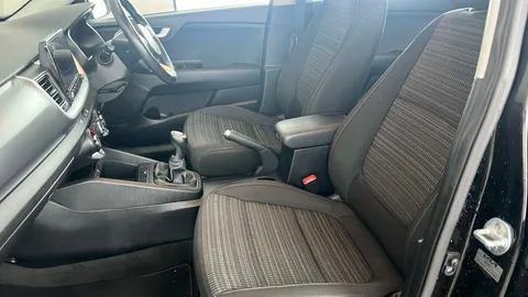 KIA STONIC 1.0T GDi 99 2