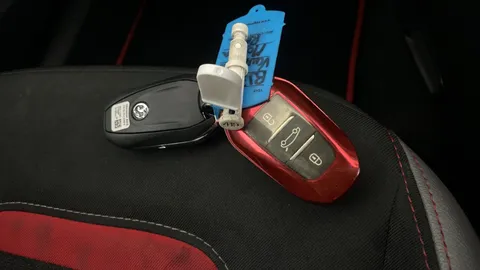 VAUXHALL MOKKA 100kW SRi Nav Premium 50kWh Auto