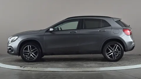 MERCEDES-BENZ GLA GLA 180 Urban Edition Auto