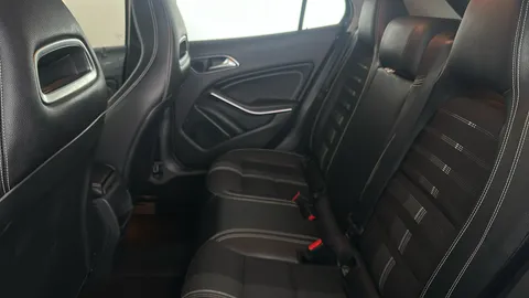 MERCEDES-BENZ GLA GLA 180 Urban Edition Auto