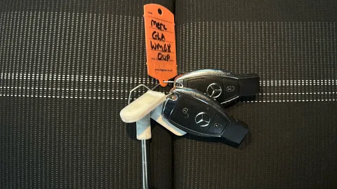 MERCEDES-BENZ GLA GLA 180 Urban Edition Auto