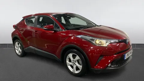 TOYOTA C-HR 1.8 Hybrid Icon CVT