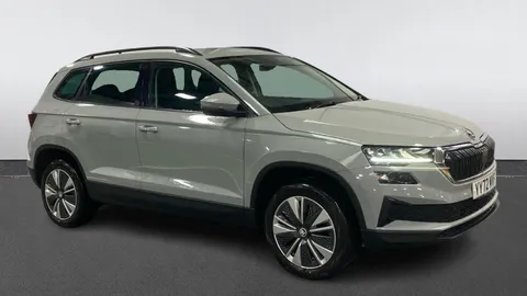 SKODA KAROQ 1.5 TSI SE Drive DSG