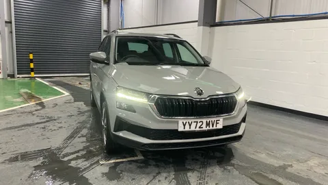 SKODA KAROQ 1.5 TSI SE Drive DSG