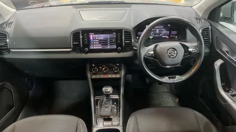 SKODA KAROQ 1.5 TSI SE Drive DSG