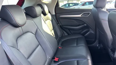 MG MOTOR UK ZS 1.5 VTi-TECH Exclusive