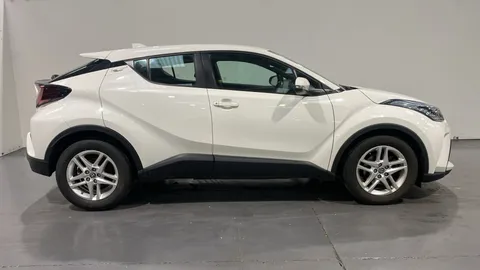 TOYOTA C-HR 1.8 Hybrid Icon CVT