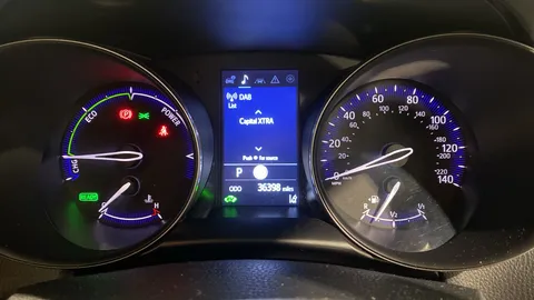 TOYOTA C-HR 1.8 Hybrid Icon CVT