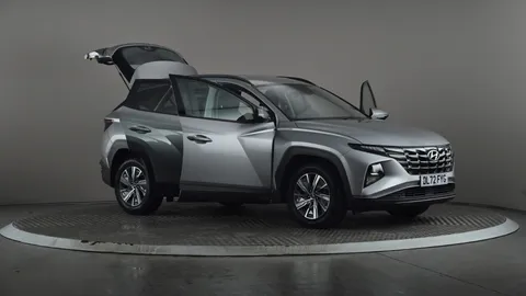 HYUNDAI TUCSON 1.6 TGDi SE Connect 2WD