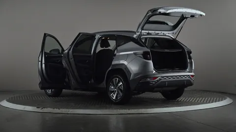 HYUNDAI TUCSON 1.6 TGDi SE Connect 2WD