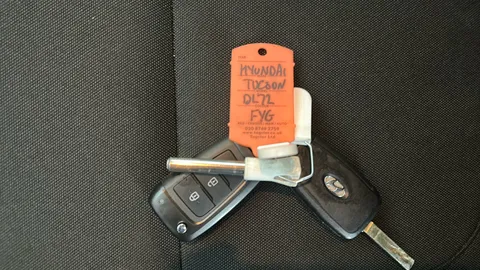 HYUNDAI TUCSON 1.6 TGDi SE Connect 2WD