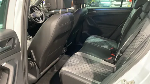 VOLKSWAGEN TIGUAN 1.4 TSI eHybrid R-Line DSG