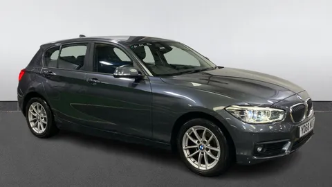 BMW 1 SERIES 116d SE Business [Nav/Servotronic]