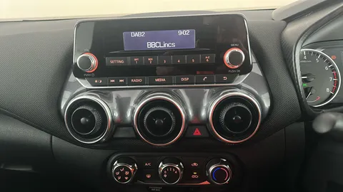 NISSAN JUKE 1.0 DiG-T 114 Visia