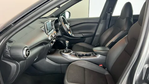 NISSAN JUKE 1.0 DiG-T 114 N-Connecta