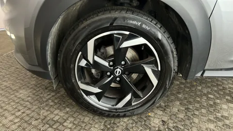 NISSAN JUKE 1.0 DiG-T 114 N-Connecta