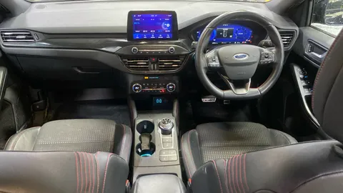 FORD FOCUS 1.5 EcoBlue 120 ST-Line X Auto