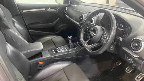 AUDI A3 35 TFSI Black Edition