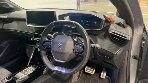 PEUGEOT 208 1.2 PureTech 100 GT EAT8