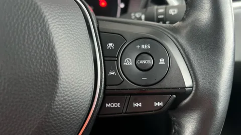 SUZUKI SWACE 1.8 Hybrid Ultra CVT