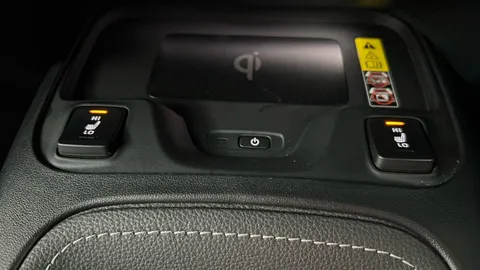 SUZUKI SWACE 1.8 Hybrid Ultra CVT