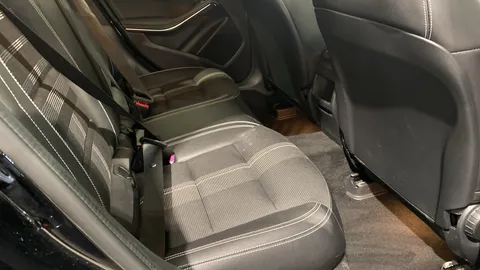 MERCEDES-BENZ GLA GLA 180 Urban Edition Auto