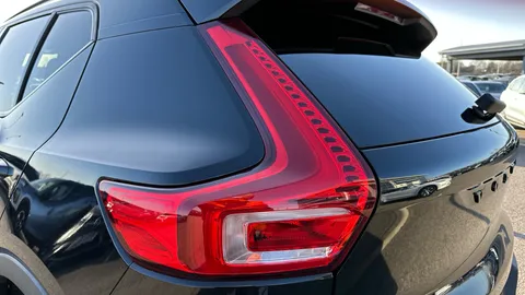 VOLVO XC40 1.5 T3 [163] R DESIGN