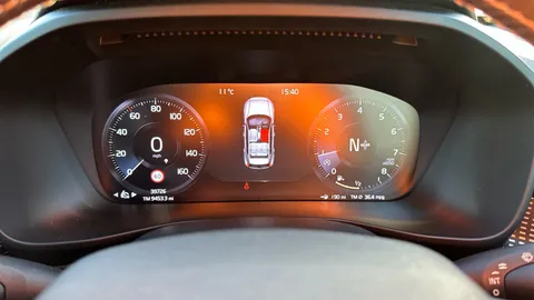 VOLVO XC40 1.5 T3 [163] R DESIGN