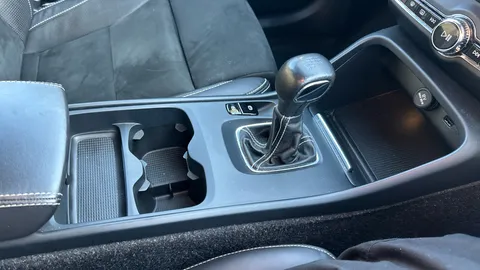 VOLVO XC40 1.5 T3 [163] R DESIGN