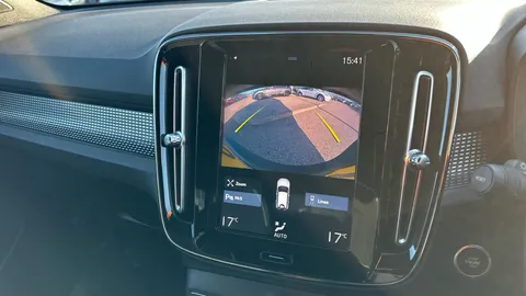 VOLVO XC40 1.5 T3 [163] R DESIGN