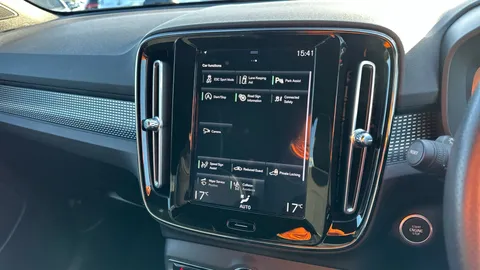 VOLVO XC40 1.5 T3 [163] R DESIGN