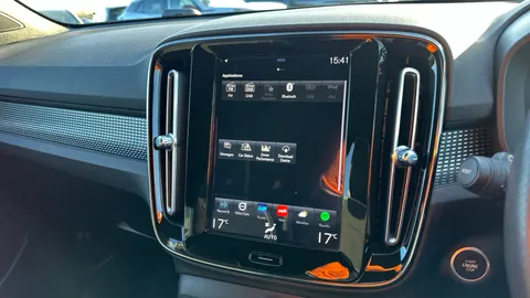 VOLVO XC40 1.5 T3 [163] R DESIGN