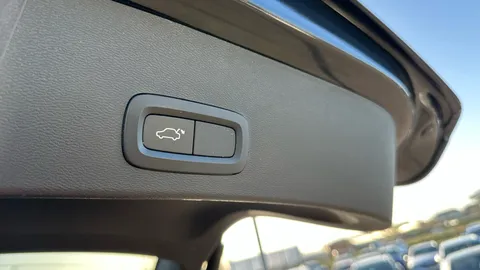 VOLVO XC40 1.5 T3 [163] R DESIGN