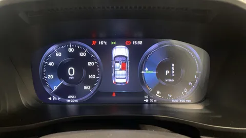 VOLVO XC40 1.5 T4 Recharge PHEV R DESIGN Auto