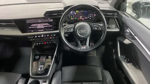 AUDI A3 40 TFSI e S Line S Tronic [Comfort+Sound]